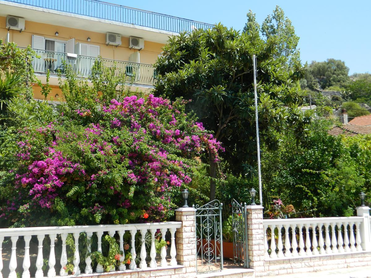 איה אפימיה Logara'S Apartments מראה חיצוני תמונה